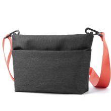 Wholesale 2019 New Nylon Cross Body Bag Men Sling Bag  Mens Shoulder Messenger Bag Custom Logo